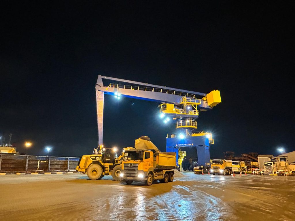 Stevedoring and Trucking Services at Jurong Port Ready-Mix Ecosystem - Image 7